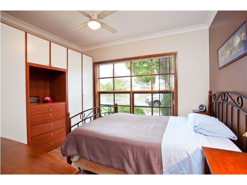 2A Regent Street, Pennington SA 5013