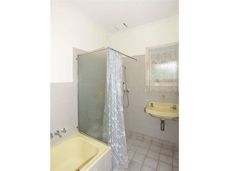 13 Berberis Street, Elizabeth Vale SA 5112