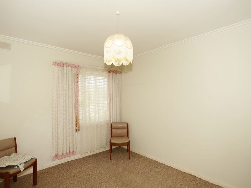13 Berberis Street, Elizabeth Vale SA 5112