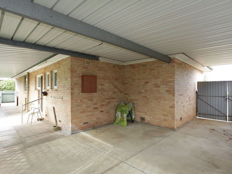 13 Berberis Street, Elizabeth Vale SA 5112