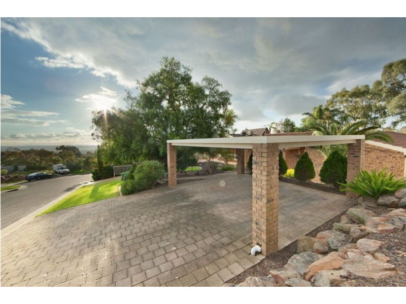 15 Parkeston Court, Para Hills SA 5096