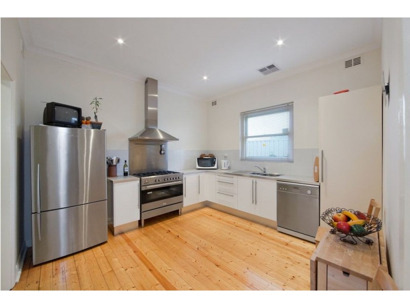53 Addison Road, Pennington SA 5013