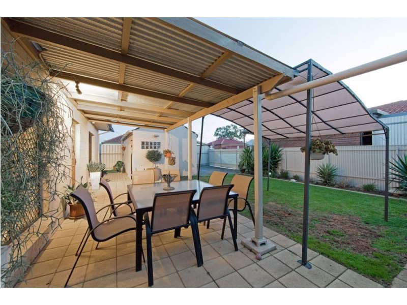 53 Addison Road, Pennington SA 5013