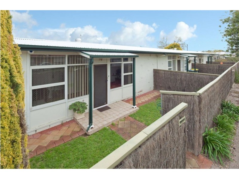 4/11 Thornton Road, Greenacres SA 5086