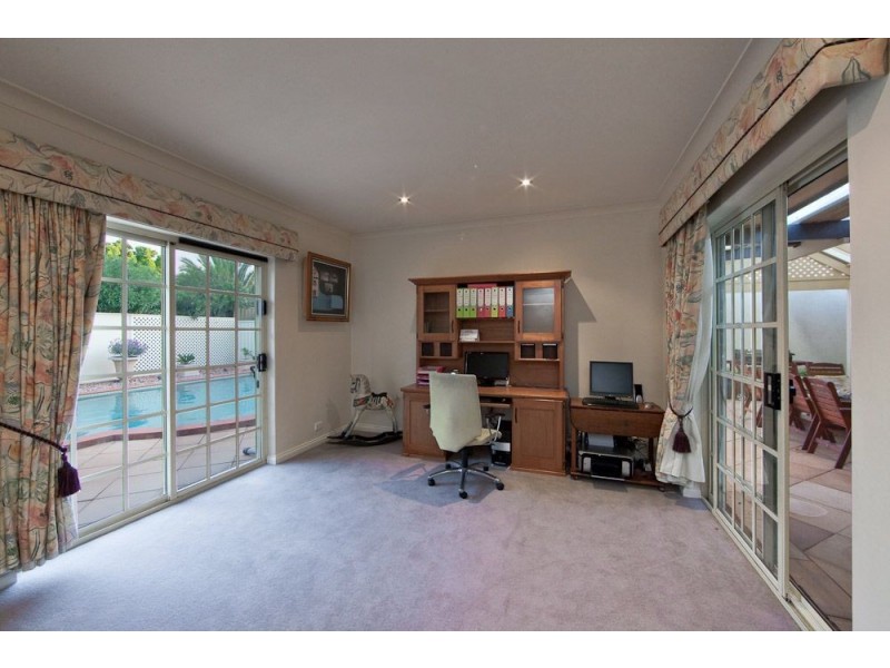 11 Lefkas Court, Seaton SA 5023