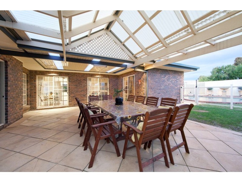 11 Lefkas Court, Seaton SA 5023