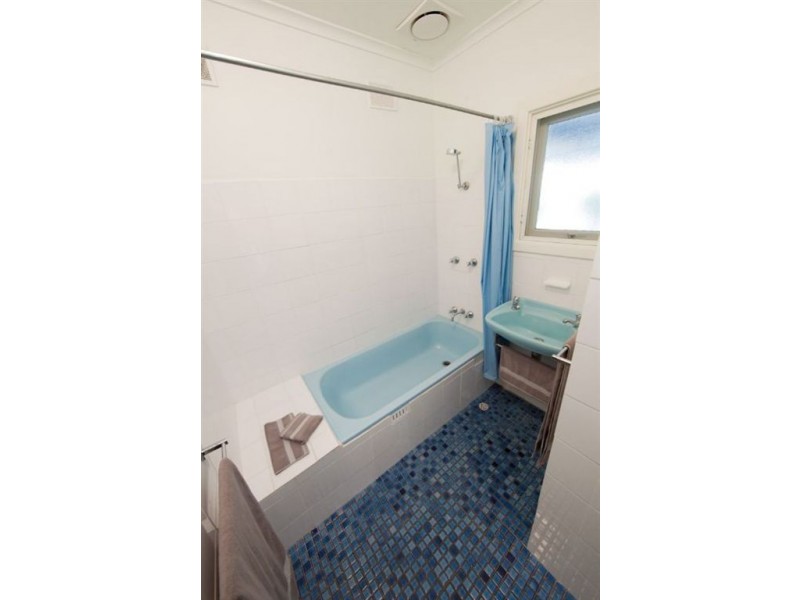 8 Wyreema Street, Largs North SA 5016