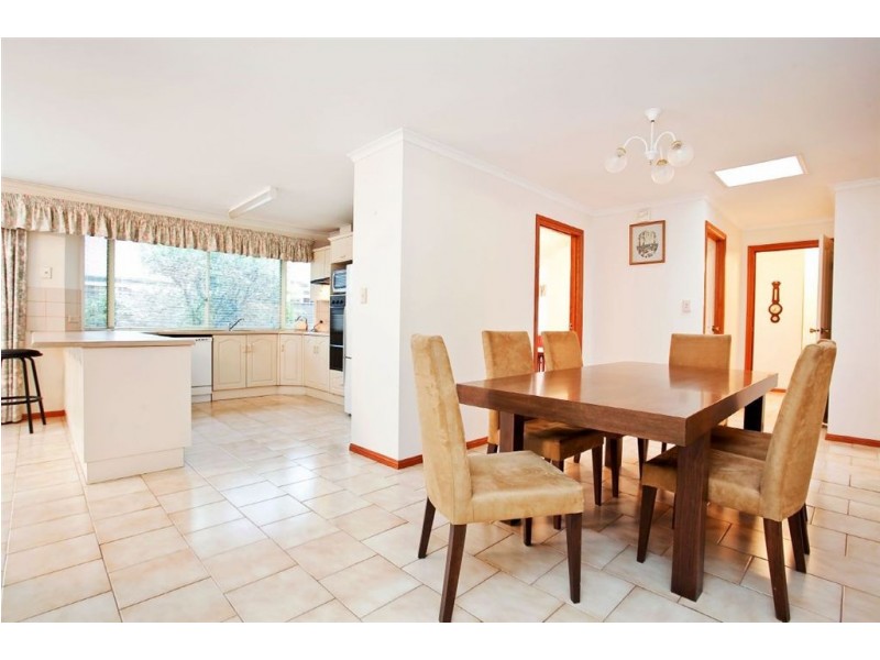 15 Sherbourne Terrace, Dover Gardens SA 5048