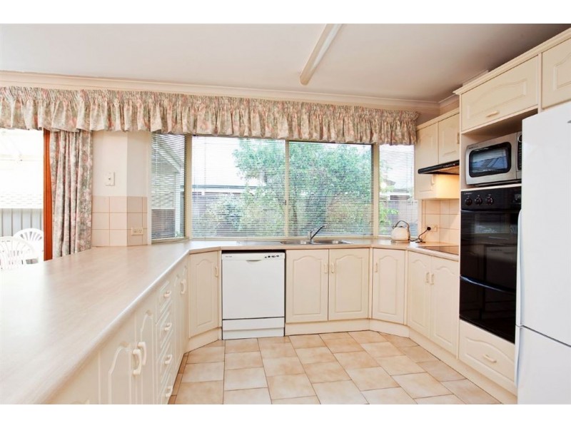 15 Sherbourne Terrace, Dover Gardens SA 5048