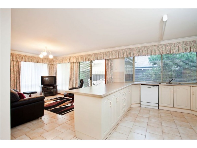 15 Sherbourne Terrace, Dover Gardens SA 5048