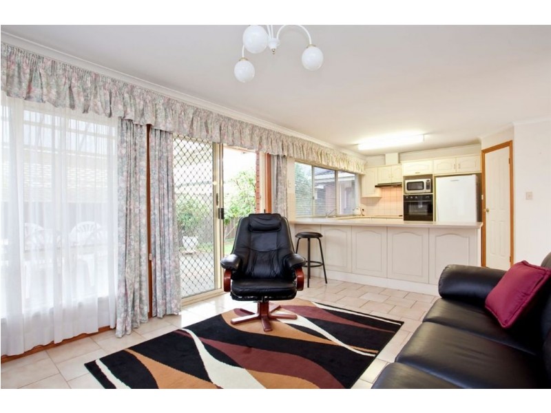 15 Sherbourne Terrace, Dover Gardens SA 5048