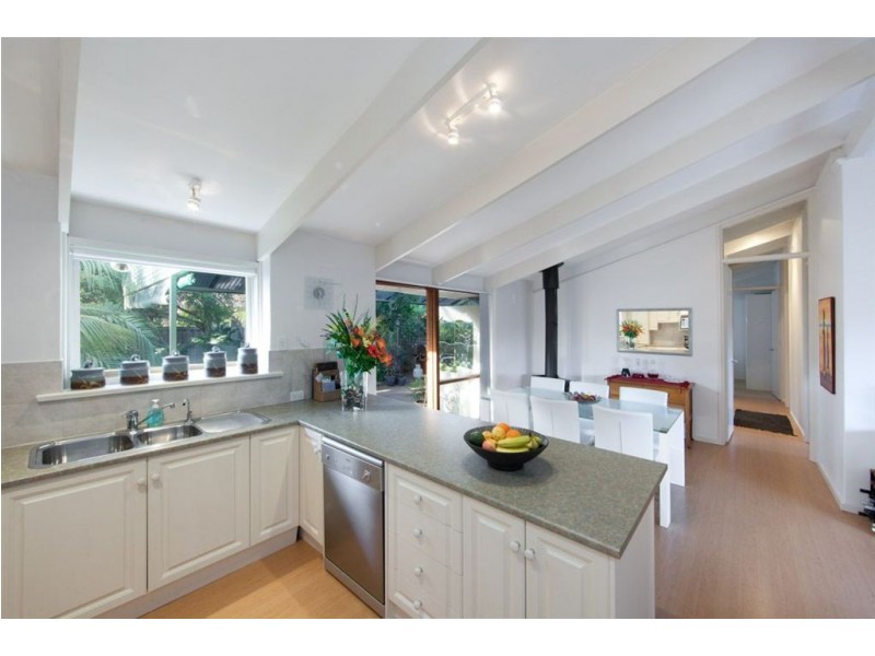 6 Mallacoota Place, West Lakes Shore SA 5020