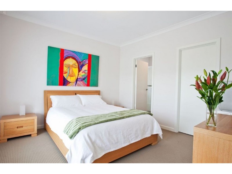 1 Yalpara Avenue, Seaton SA 5023