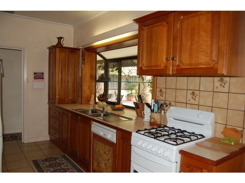 2 Cavendish Street, West Beach SA 5024