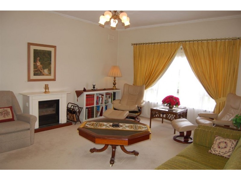 2 Cavendish Street, West Beach SA 5024