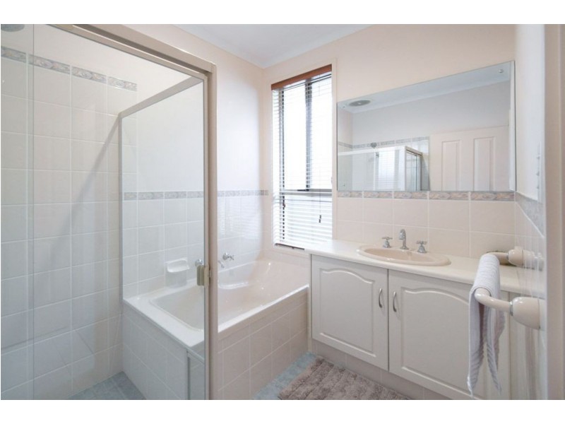 8A Aylwin Street, Henley Beach South SA 5022