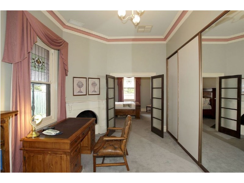 370 Seaview Road, Henley Beach SA 5022