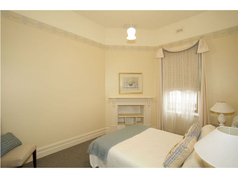 370 Seaview Road, Henley Beach SA 5022