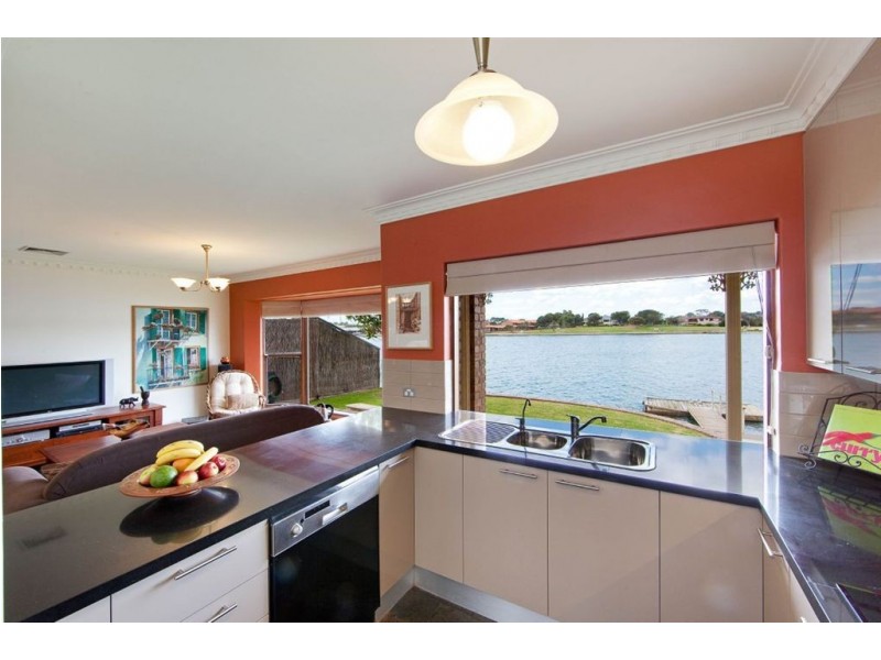 5 Libby Court, Tennyson SA 5022