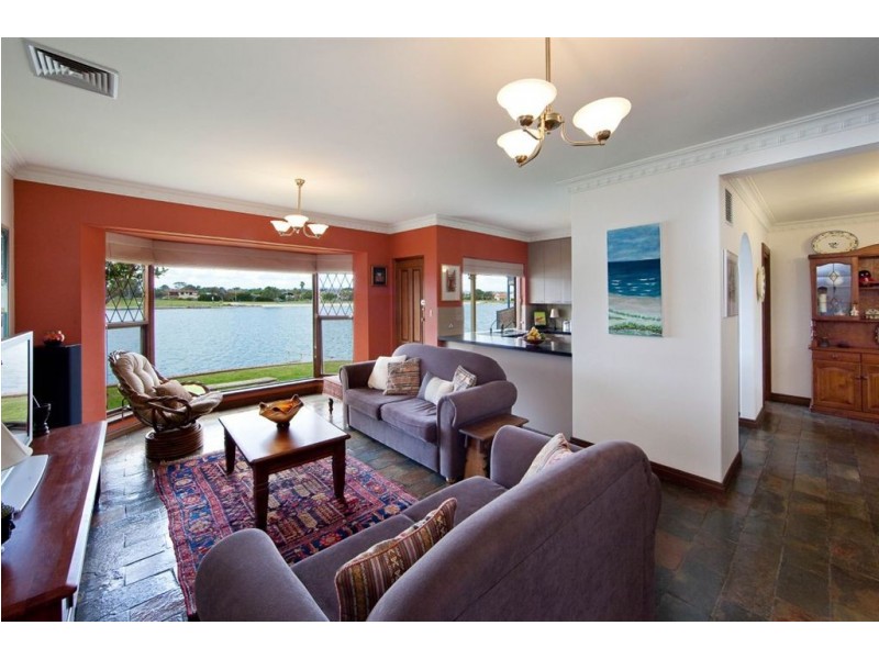 5 Libby Court, Tennyson SA 5022