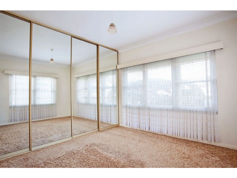8 Rodgers Avenue, Henley Beach South SA 5022