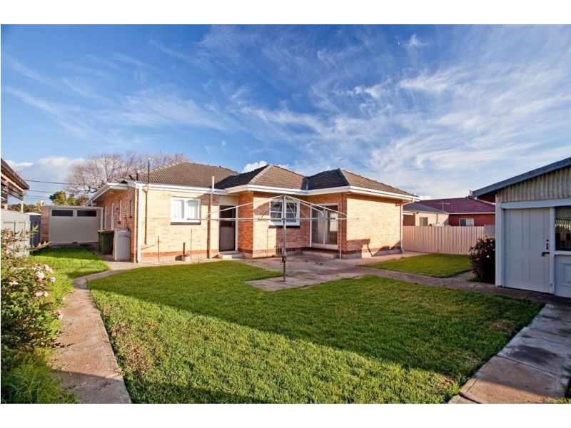 8 Rodgers Avenue, Henley Beach South SA 5022