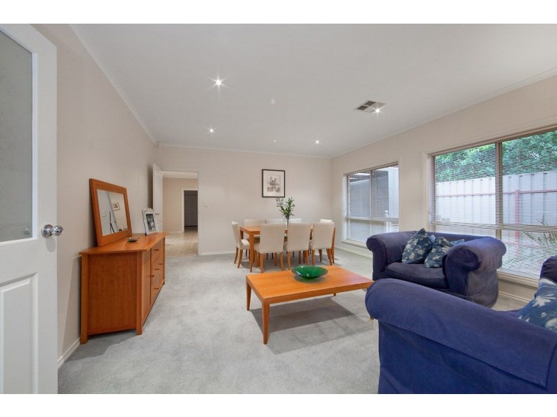 10 McEwan Avenue, Seaton SA 5023