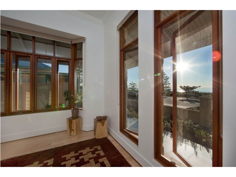 118 Esplanade, Semaphore SA 5019