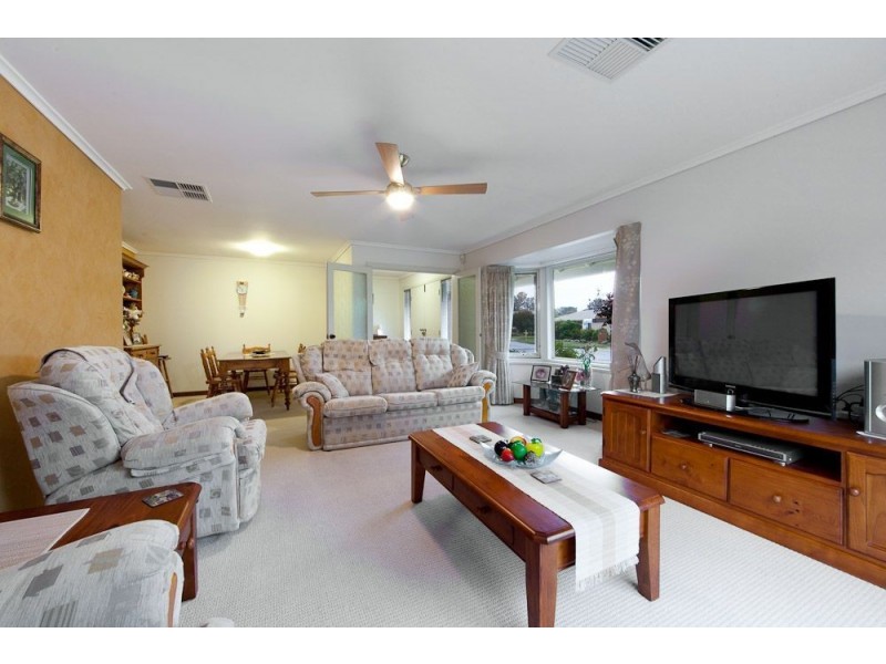 19 Whitesands Drive, Grange SA 5022