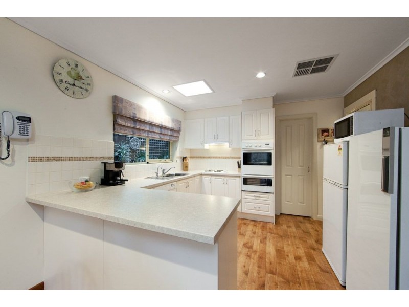 19 Whitesands Drive, Grange SA 5022