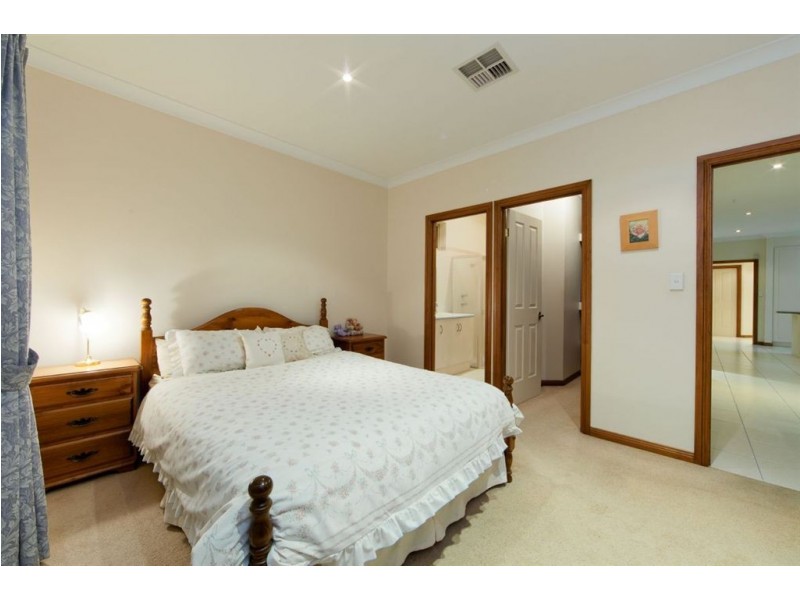7 Kaye Street, Fulham Gardens SA 5024