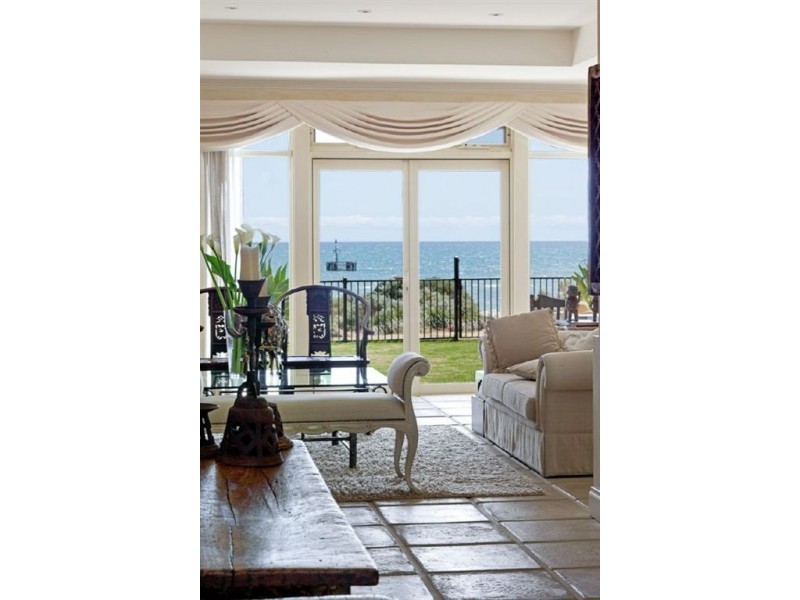 21a Seaview Road, Tennyson SA 5022
