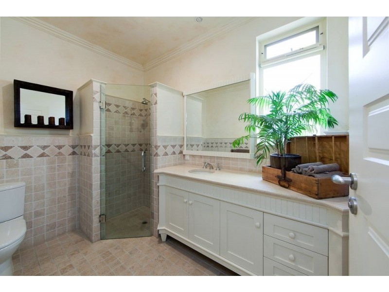 21a Seaview Road, Tennyson SA 5022