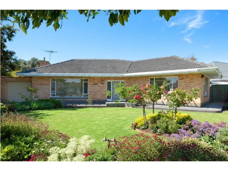 5 Gault Avenue, Fulham SA 5024