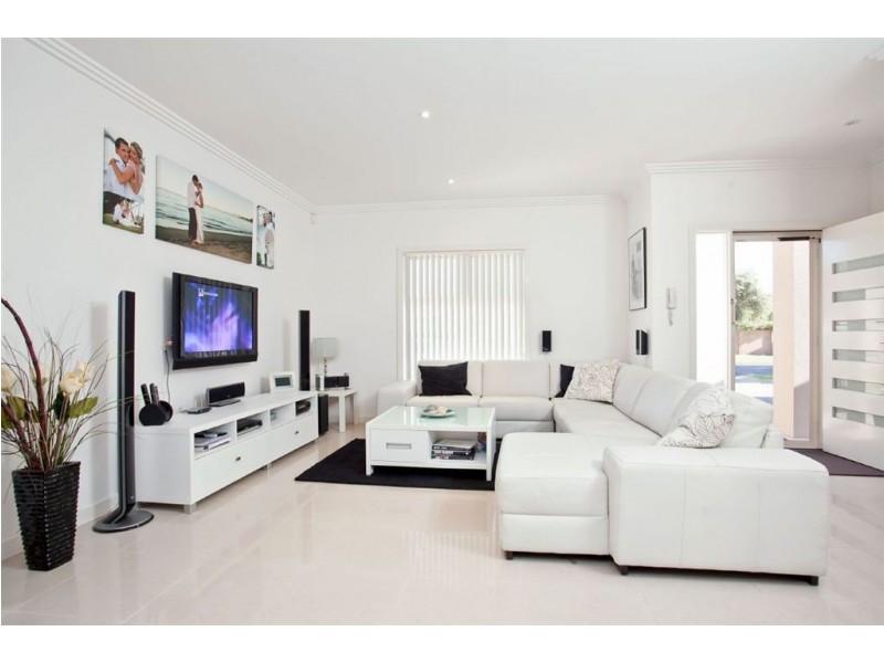 1/1 Seaton Terrace, Seaton SA 5023