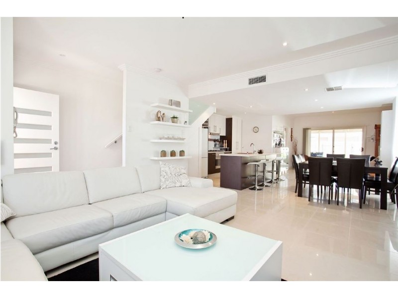 1/1 Seaton Terrace, Seaton SA 5023