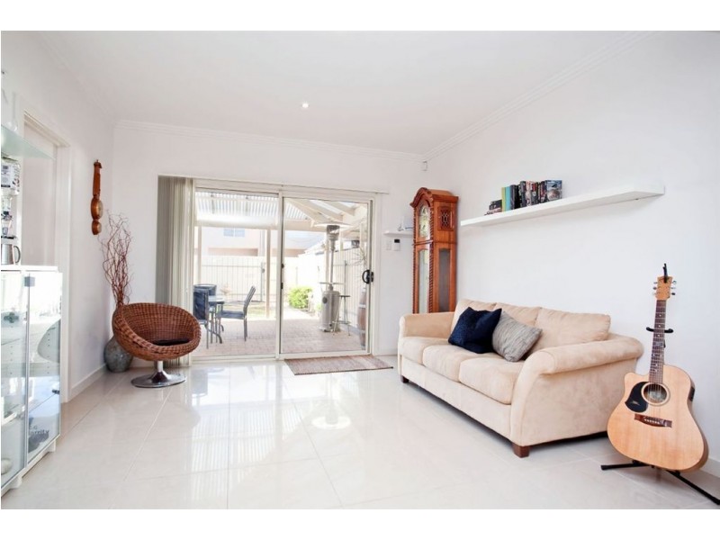 1/1 Seaton Terrace, Seaton SA 5023