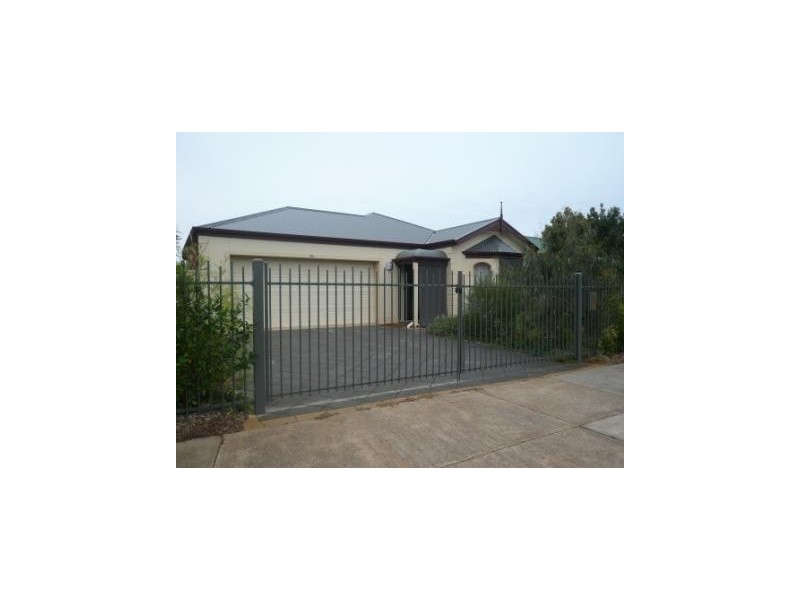 20A Squires Ave, Seaton SA 5023