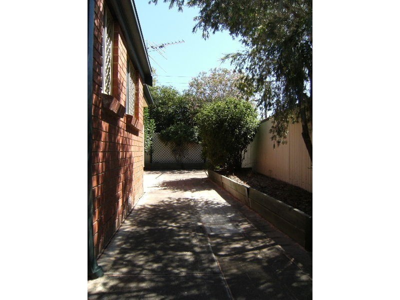 2/118 Swan Terrace, Glanville SA 5015