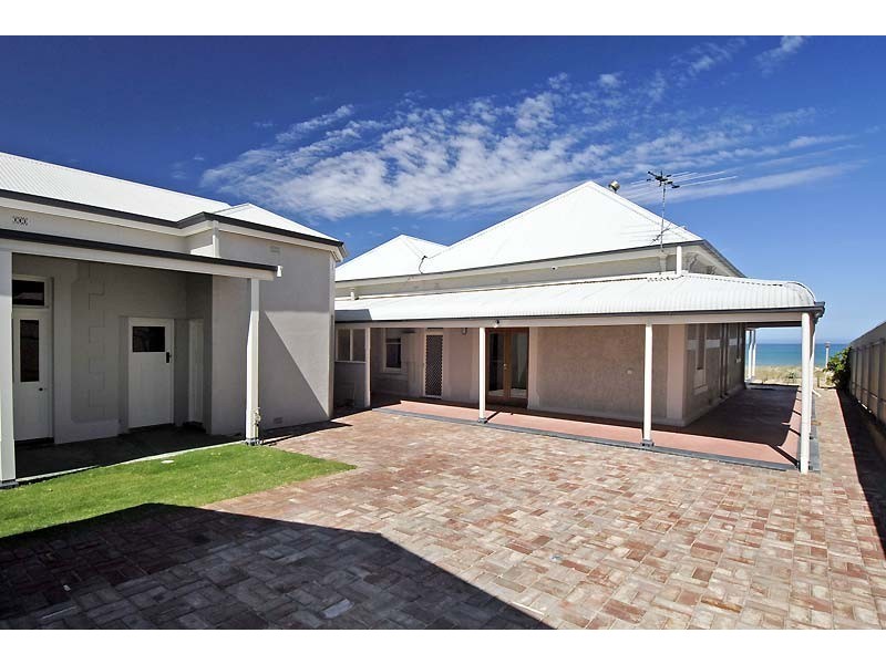 463 Esplanade, Grange SA 5022