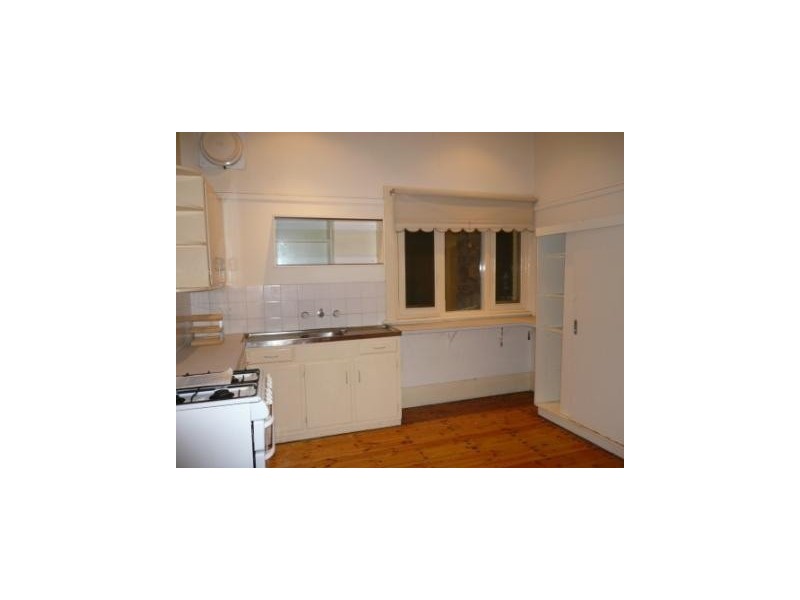 2/17 Esplanade, Glenelg South SA 5045