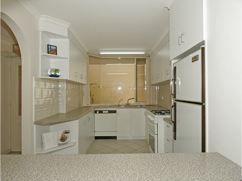 7/242 Trimmer Parade, West Lakes SA 5021