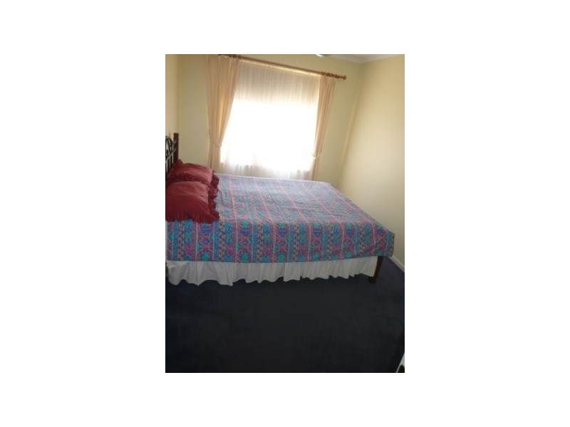 8 Knapman Crescent, Port Adelaide SA 5015