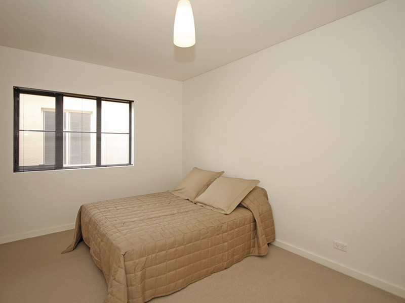 5 Mawson Close, Tennyson SA 5022