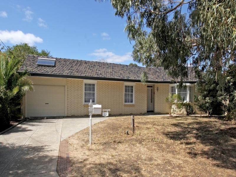 25 St Georges Terrace, Bellevue Heights SA 5050