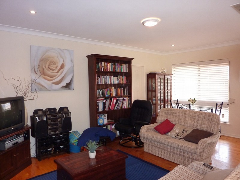 5 Hoskin Avenue, Kidman Park SA 5025