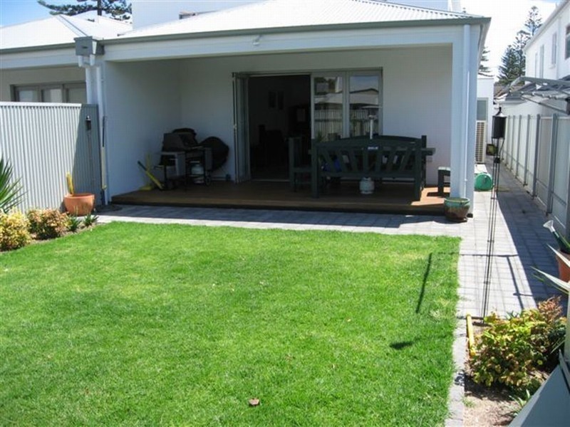 30A White Street, Henley Beach SA 5022