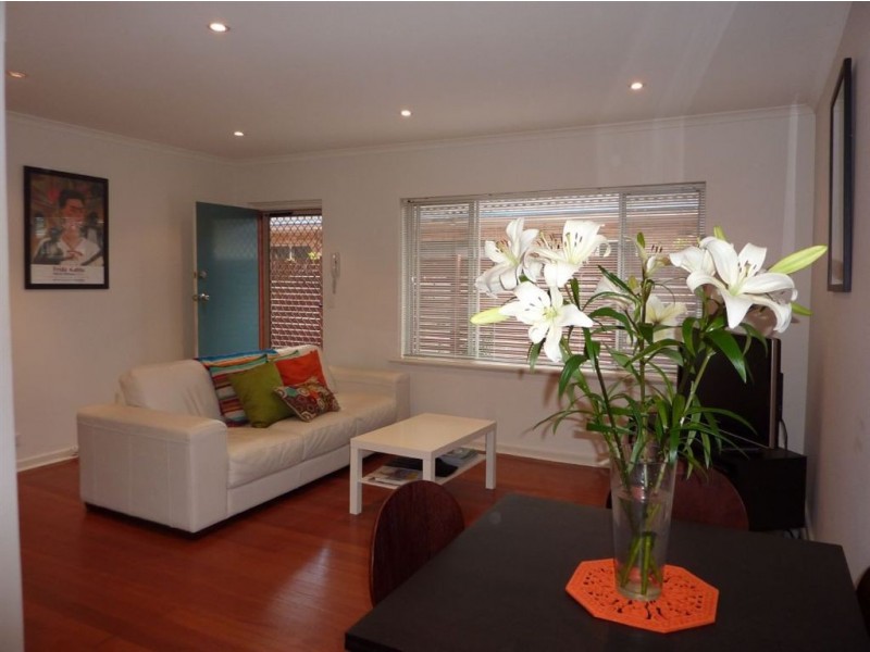 1/12 White Street, Henley Beach SA 5022