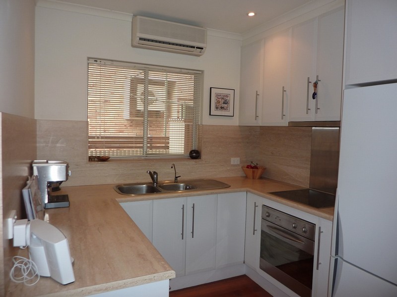 1/12 White Street, Henley Beach SA 5022