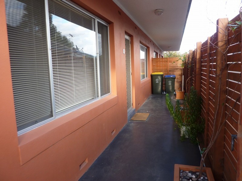 1/12 White Street, Henley Beach SA 5022